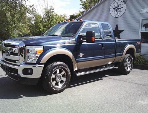 Blue Jeans Metallic 2014 Ford F-350 Lariat