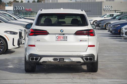 2025 BMW X5 M60i