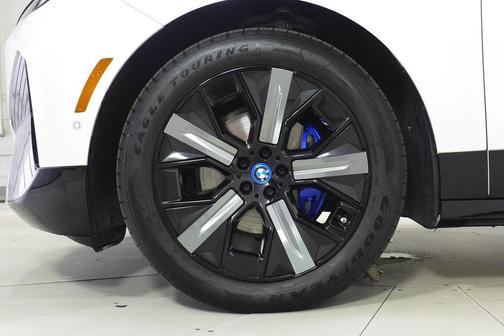 2024 BMW iX M60