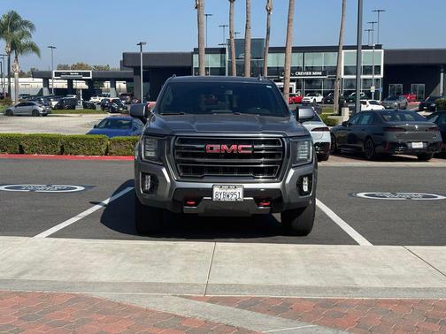 2021 GMC Yukon 4WD AT4