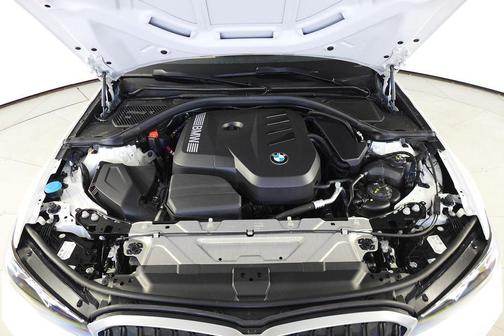 2025 BMW 330 330i Sedan