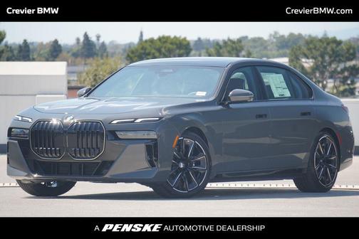 2026 BMW 740 i