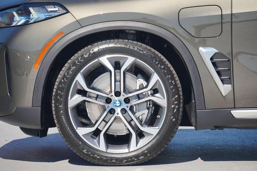2025 BMW X5 PHEV xDrive50e