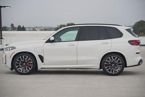 2026 BMW X5 PHEV xDrive50e