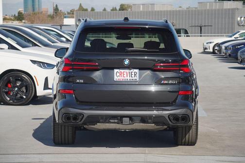 2025 BMW X5 M60i