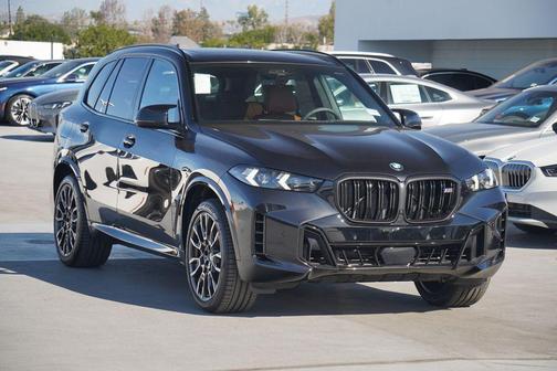 2025 BMW X5 M60i