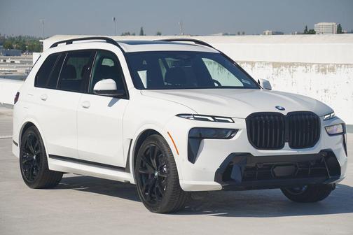 2026 BMW X7 xDrive40i