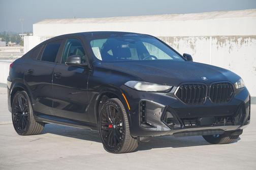 2026 BMW X6 xDrive40i