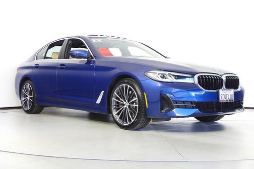 2022 BMW 530 i