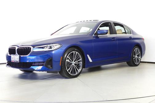 2022 BMW 530 i