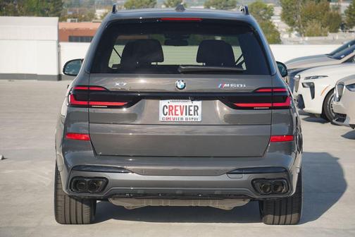 2026 BMW X7 M60i