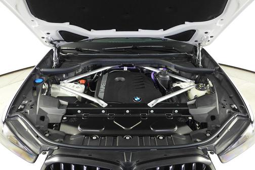 2024 BMW X6 xDrive40i