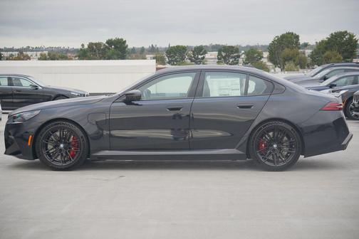 2026 BMW M5 Base