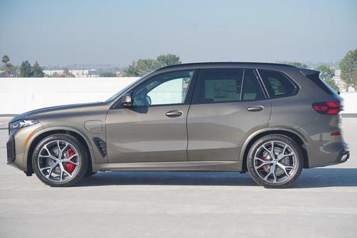 2026 BMW X5 PHEV xDrive50e
