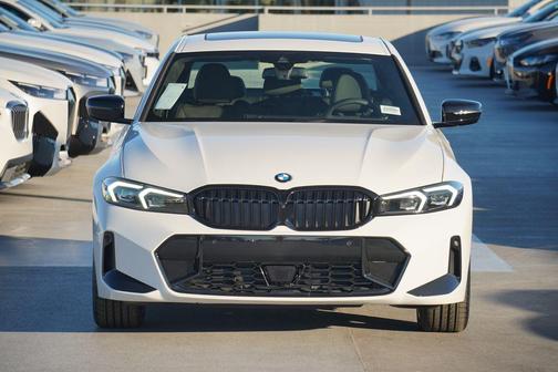 2025 BMW 330 i