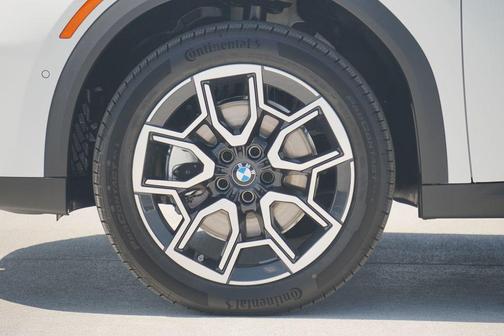 2026 BMW X2 xDrive28i