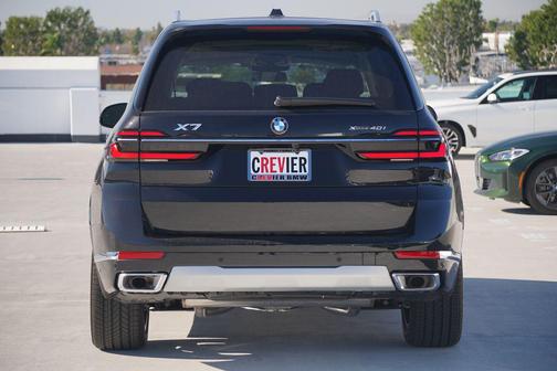 2026 BMW X7 xDrive40i