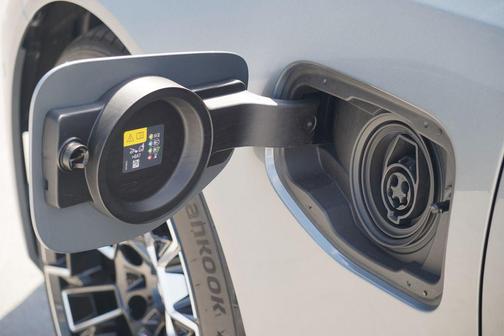 2025 BMW M5 Base