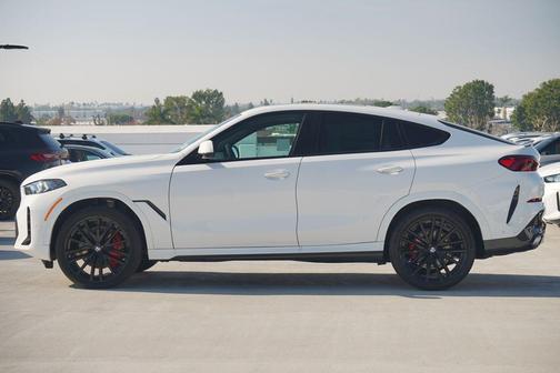 2026 BMW X6 xDrive40i