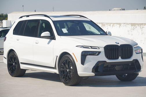 2026 BMW X7 xDrive40i