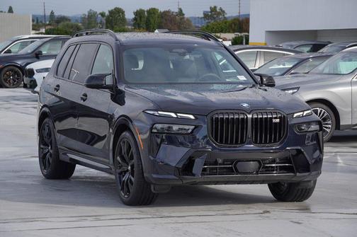 2026 BMW X7 M60i