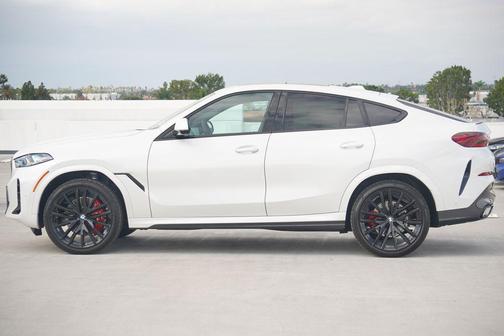2026 BMW X6 xDrive40i
