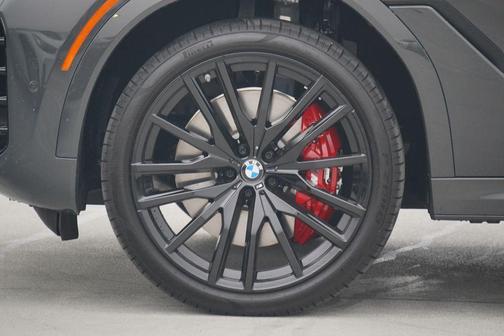 2026 BMW X6 M60i