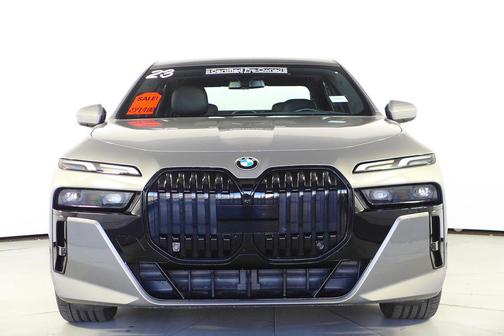 2023 BMW 740 i