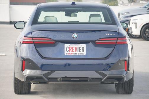 2026 BMW 530 530i