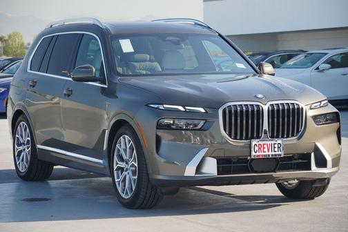 2025 BMW X7 xDrive40i