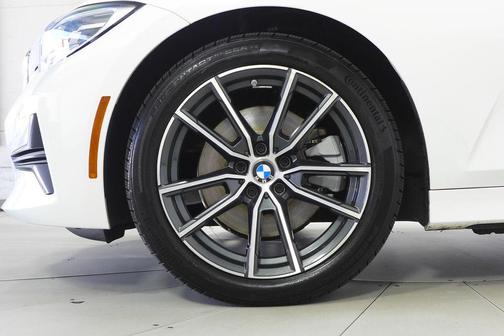 2022 BMW 330 330i