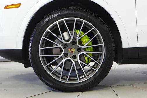 2021 Porsche Cayenne Cayenne