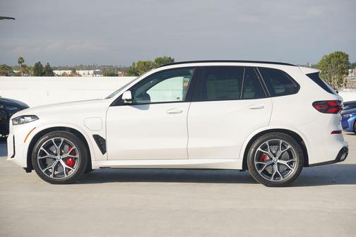 2026 BMW X5 PHEV xDrive50e