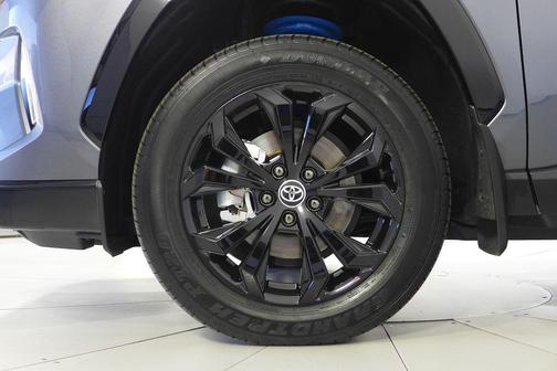 2025 Toyota RAV4 Hybrid SE