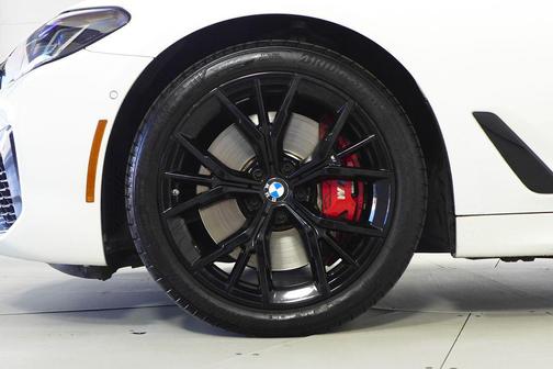 2023 BMW 540 i