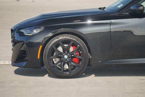 2025 BMW 230 i
