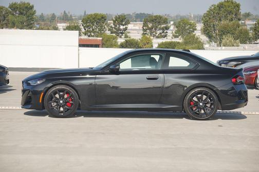 2025 BMW 230 i
