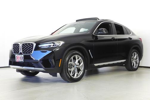 2023 BMW X4 xDrive30i