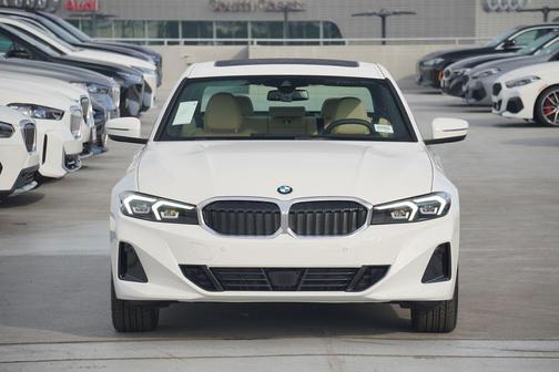2025 BMW 330 i