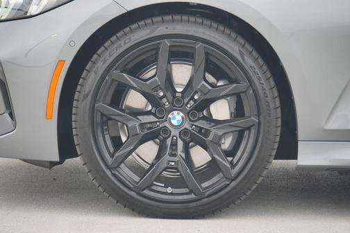2025 BMW 330 i