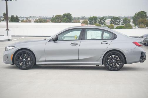 2025 BMW 330 i