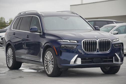 2025 BMW X7 xDrive40i
