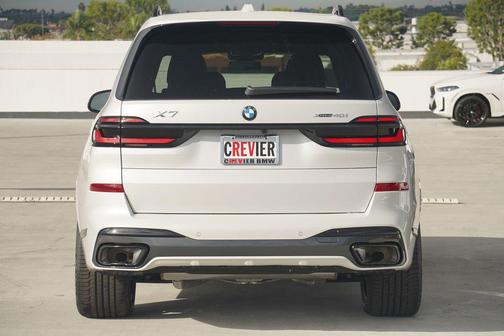 2026 BMW X7 xDrive40i