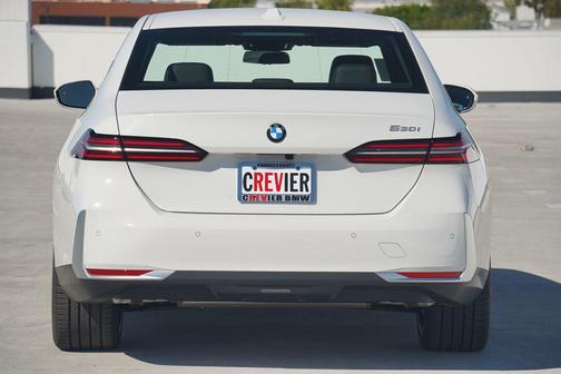 2026 BMW 530 i
