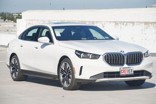 2026 BMW 530 i