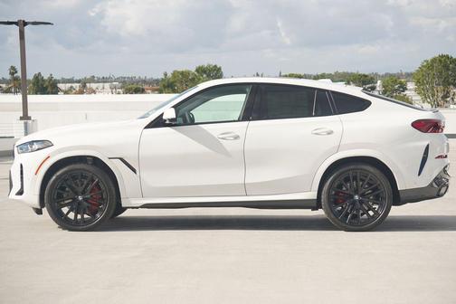 2026 BMW X6 xDrive40i