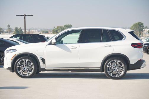 2026 BMW X5 PHEV xDrive50e
