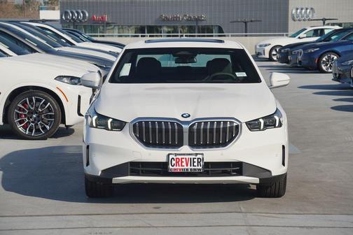 2025 BMW 530 i