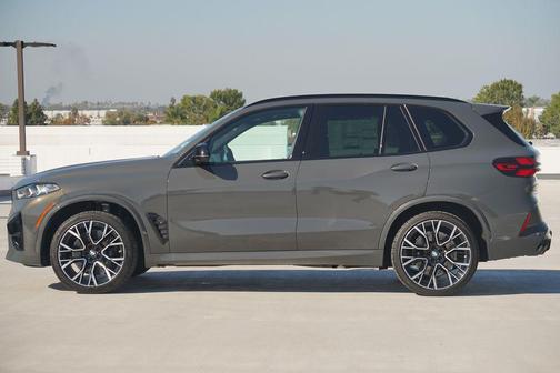 2026 BMW X5 M Base