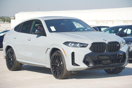 2026 BMW X6 M60i